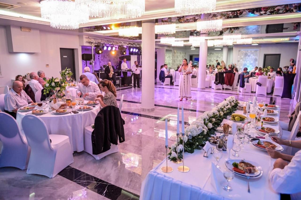 Grand Master Hotel Dej Dış mekan fotoğraf